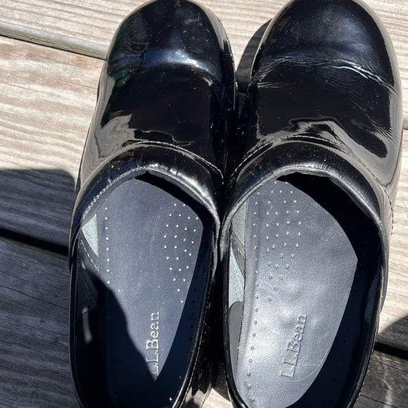 LL Bean clog - Picture 4 of 8